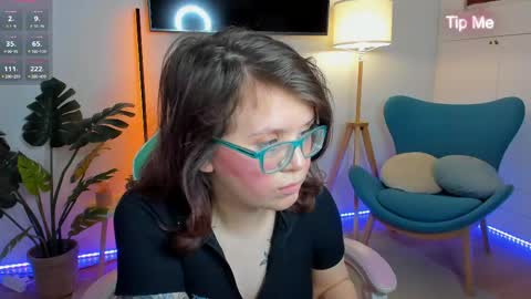 Ariell Mini online show from 05/04/26, 11:39