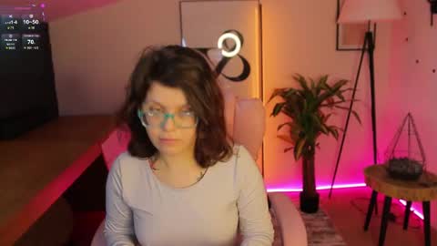 Ariell Mini online show from 05/19/26, 05:36