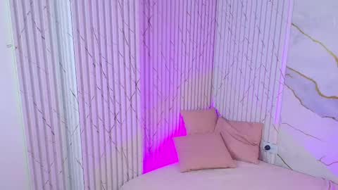  ARIEL  online show from 04/16/26, 09:39