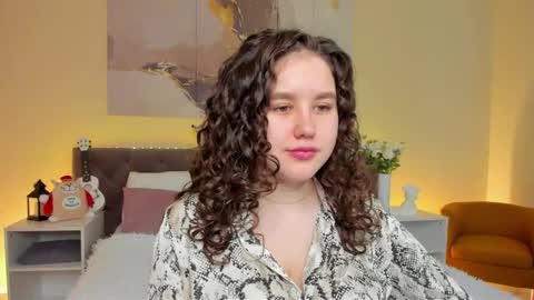 Ariella GTM3  Tue Wed Thu Fri Sat  0400 am-1030pm online show from 03/12/25, 01:14