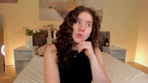 Ariella GTM3  Tue Wed Thu Fri Sat  0400 am-1030pm online show from 06/04/26, 12:49