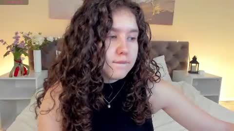Snapshot of ariella_sol chatting on 06/15/26, 01:08 Ariella GTM3 Tue Wed Thu Fri Sat 0400 am-1030pm online show from 06/15/26, 01:08