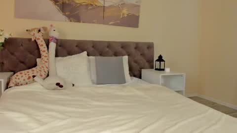 Snapshot of ariella_sol chatting on 07/08/26, 12:59 Ariella GTM3 Tue Wed Thu Fri Sat 0400 am-1030pm online show from 07/08/26, 12:59