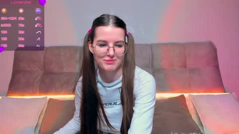 Ariella online show from 12/06/24, 07:43