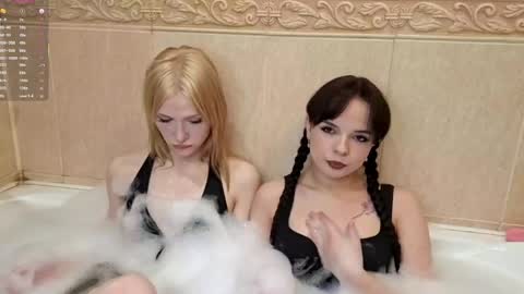 Cassandra online show from 04/10/26, 06:34