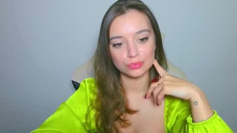 Ariel online show from 10/24/25, 03:30