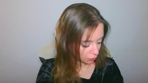 Ariel online show from 10/31/25, 02:40