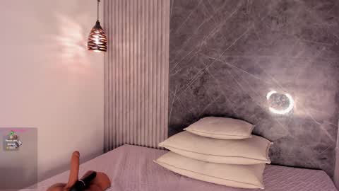 Ariel  online show from 02/08/25, 10:07