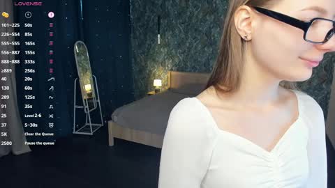 Ariel online show from 04/01/26, 06:47