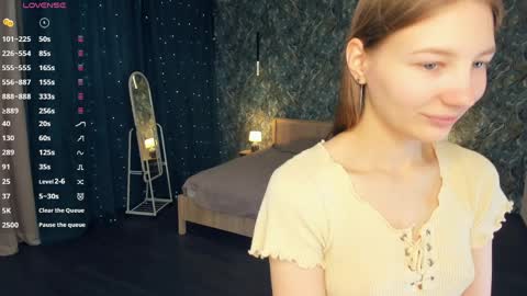 Ariel online show from 04/03/26, 06:33