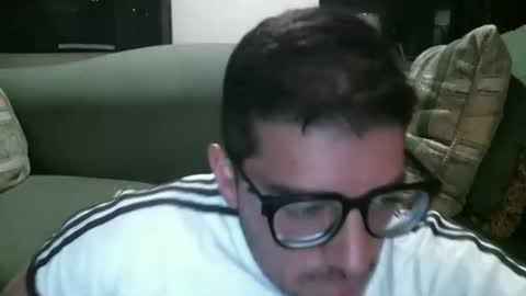 Snapshot of arielsinho chatting on 04/01/26, 04:57 Anon online show from 04/01/26, 04:57