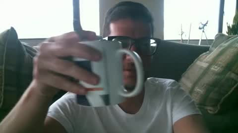 Snapshot of arielsinho chatting on 05/12/26, 10:29 Anon online show from 05/12/26, 10:29