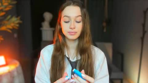 Snapshot of arielsykes chatting on 11/13/25, 05:34 arielsykes online show from 11/13/25, 05:34