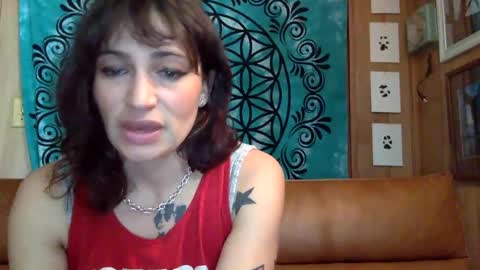 ariel  colin when hes here online show from 01/12/25, 04:50