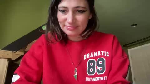 ariel  colin when hes here online show from 02/05/26, 05:39