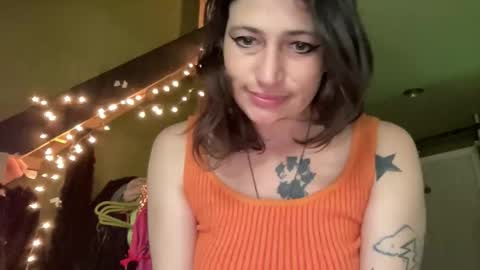 ariel  colin when hes here online show from 04/19/26, 03:55