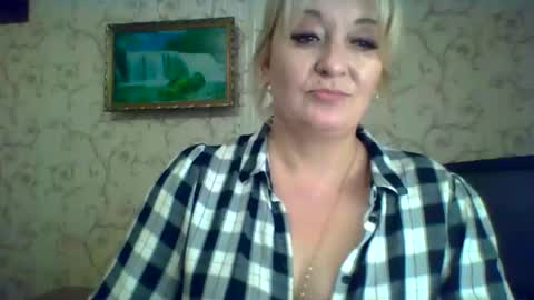 ArielXLoveresss online show from 09/11/25, 10:59