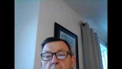 Snapshot of ariens chatting on 01/03/25, 04:16 ariens online show from 01/03/25, 04:16