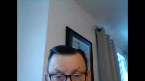 Snapshot of ariens chatting on 01/17/25, 04:15 ariens online show from 01/17/25, 04:15