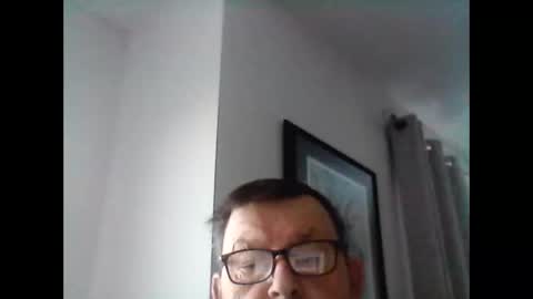 Snapshot of ariens chatting on 01/19/25, 04:14 ariens online show from 01/19/25, 04:14