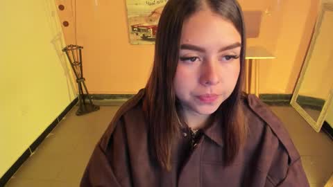  Arianna  online show from 11/29/25, 01:25