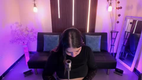  Arianna  online show from 01/07/26, 02:19