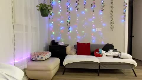 airskiii online show from 10/05/25, 07:28