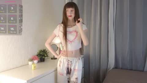 Snapshot of arina_waifu chatting on 03/29/26, 03:12 Arina online show from 03/29/26, 03:12