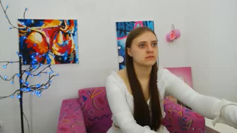 arinabelle online show from 04/10/26, 12:49