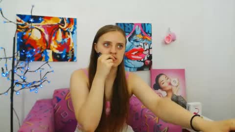 Snapshot of arinabelle chatting on 06/22/26, 01:08 arinabelle online show from 06/22/26, 01:08