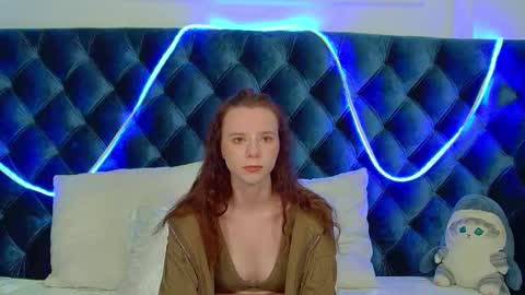 Arinakubrick online show from 11/22/25, 03:33