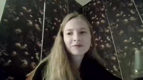 arionette online show from 04/21/26, 10:34