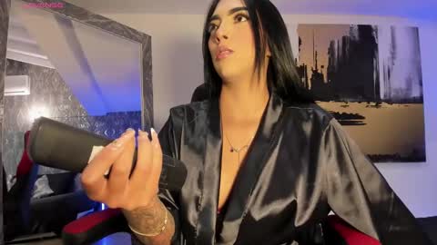 Ari Robert online show from 10/24/25, 04:20