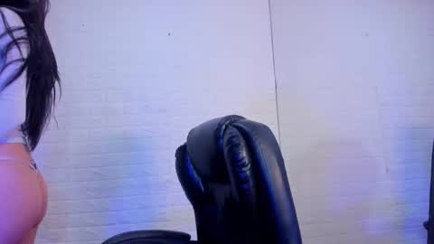 aris_logan online show from 05/09/26, 05:12