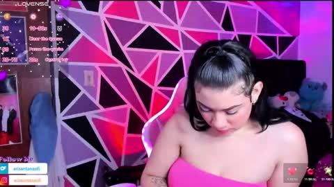 Aria online show from 11/25/25, 10:54