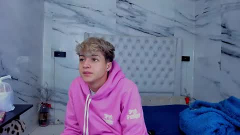 celina online show from 09/12/25, 02:50