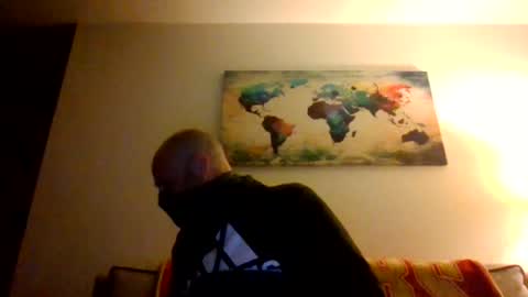 aristaeus33 online show from 09/18/25, 05:53