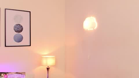   Nice to meet you  thumb up me please its important I  LOOK MY BIO DOWN online show from 12/21/25, 06:20