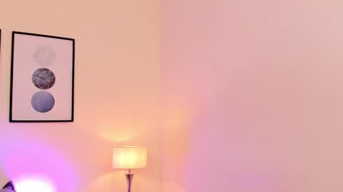 Snapshot of arivega chatting on 02/05/26, 05:34 Nice to meet you thumb up me please its important I LOOK MY BIO DOWN online show from 02/05/26, 05:34