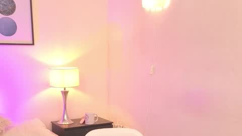 Snapshot of arivega chatting on 02/26/26, 07:24 Nice to meet you thumb up me please its important I LOOK MY BIO DOWN online show from 02/26/26, 07:24