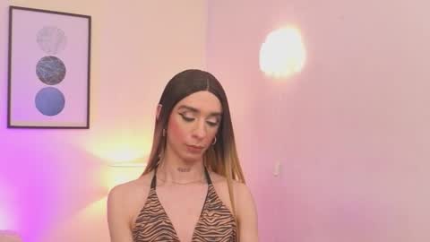 Snapshot of arivega chatting on 02/27/26, 07:30 Nice to meet you thumb up me please its important I LOOK MY BIO DOWN online show from 02/27/26, 07:30