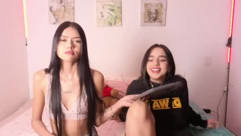 arixcollinns online show from 05/19/26, 02:18