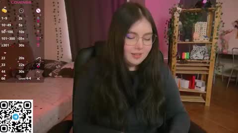 Astrid online show from 02/25/26, 07:18