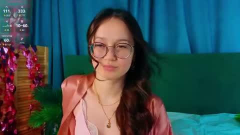 Bella3 online show from 07/16/26, 09:43