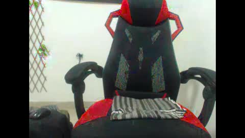 arley252 online show from 01/15/26, 06:33