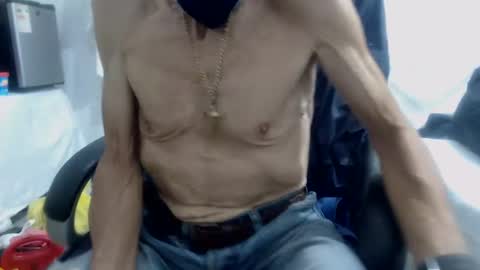 Snapshot of armaduradeacero chatting on 02/08/25, 07:59 armaduradeacero online show from 02/08/25, 07:59