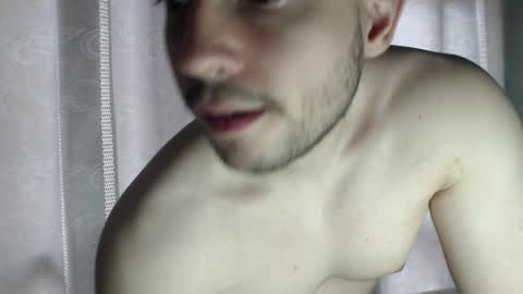 Snapshot of armando_2002 chatting on 09/18/25, 06:10 ARMANDO online show from 09/18/25, 06:10