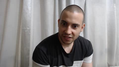 Snapshot of armando_2002 chatting on 10/01/25, 06:58 ARMANDO online show from 10/01/25, 06:58