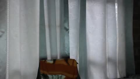 Snapshot of armando_2002 chatting on 11/14/25, 06:50 ARMANDO online show from 11/14/25, 06:50