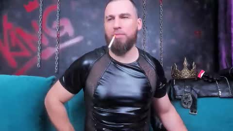 Armando online show from 11/17/25, 09:42